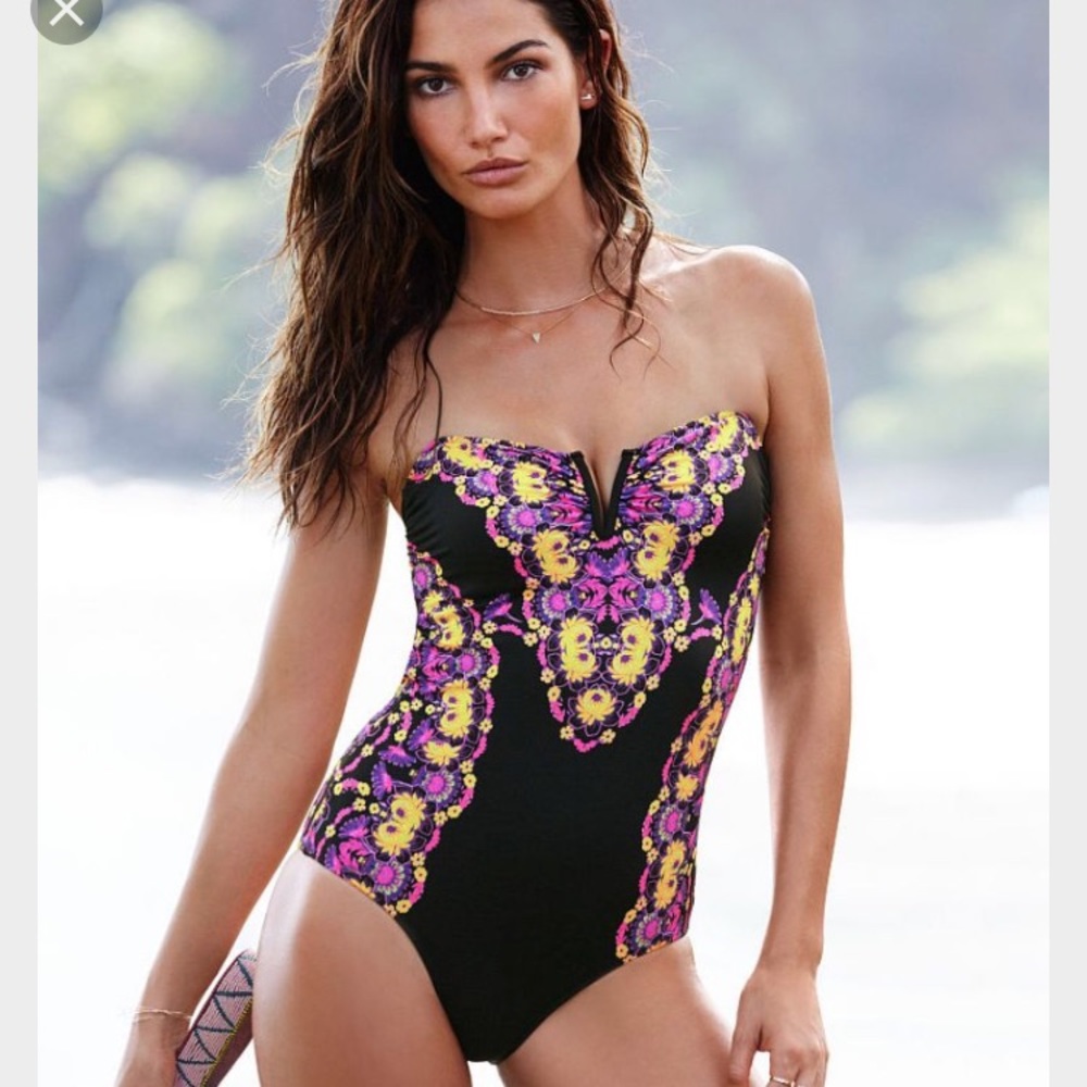 Last day for sale. Closet closes tomorrow 07/07/17