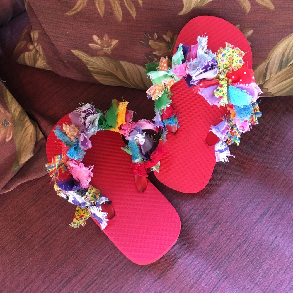 Hand Made Girls Flip Flops - Picture 3 of 6
