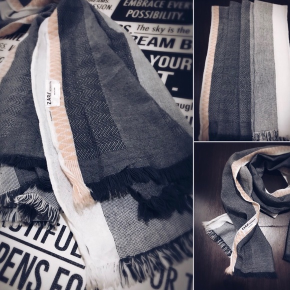 ZARA shawl for kids - Picture 1 of 3