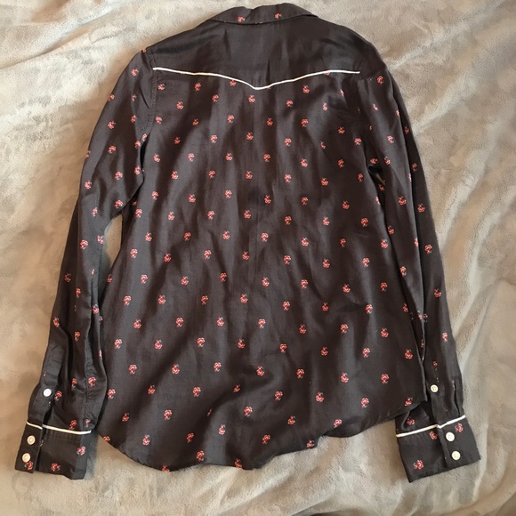 Floral button down - Picture 3 of 3