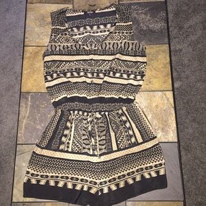 💥 Everything $13 & Below💥Tribal Print Romper