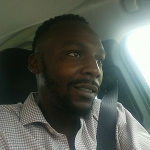 Meet your Posher, Dominique