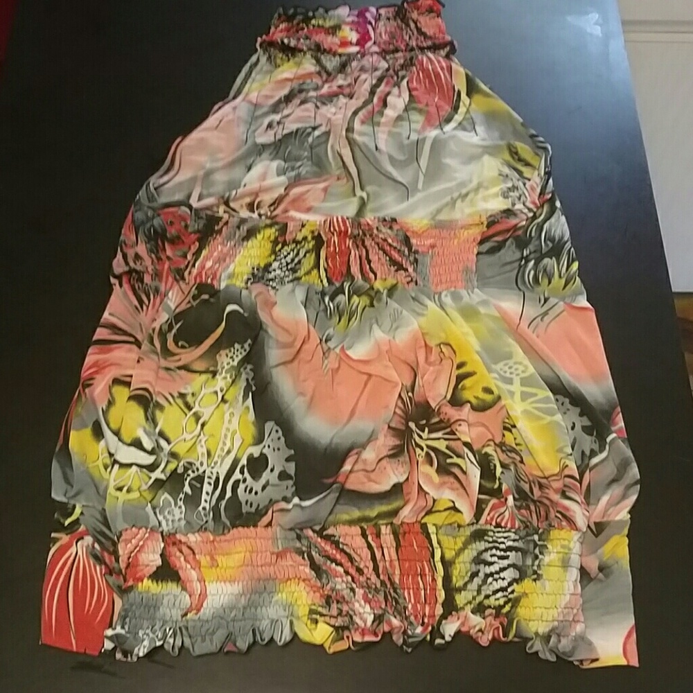 Top - Picture 2 of 3