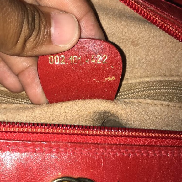 **SOLD**Vintage Gucci Bag - Picture 3 of 4