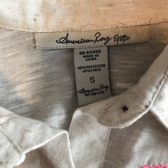 Embroidered button down - Picture 3 of 5