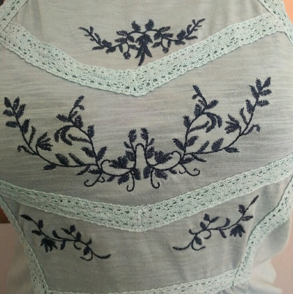 Tassel  tie Shirt 👕 - Picture 2 of 6