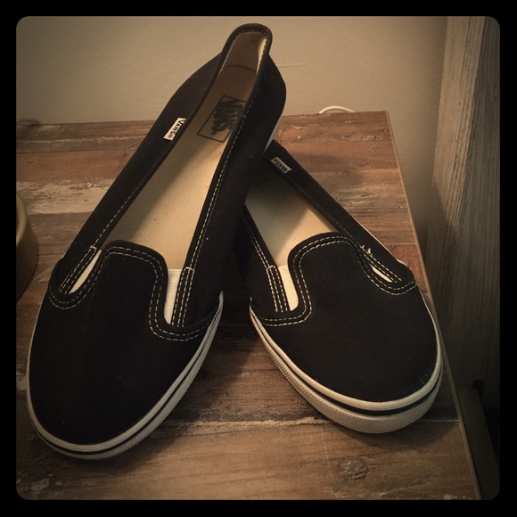 vans slip on flats