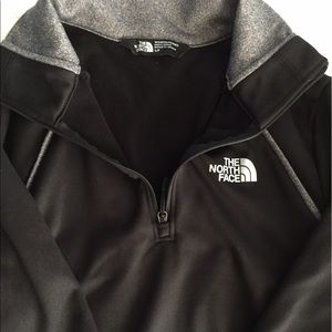 Quarter zip north face sweater