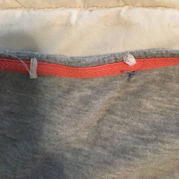 Too small. - Picture 2 of 3