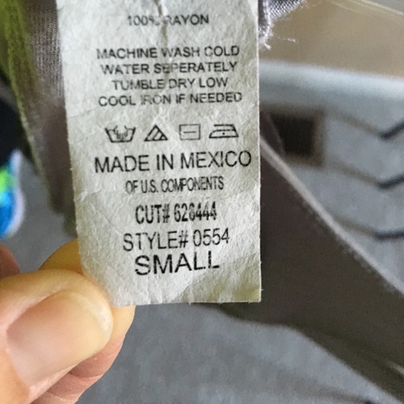 Grey tank with florets - Picture 4 of 4