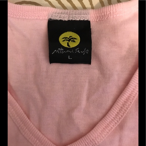 Sz L pink Marco Island tee - slim fit. - Picture 3 of 4