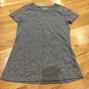 grey tshirt