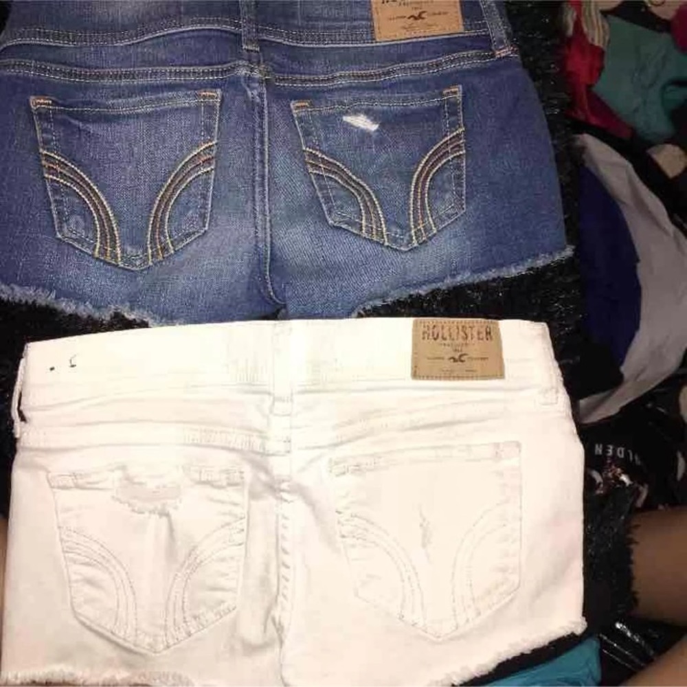 2 hollister shorts