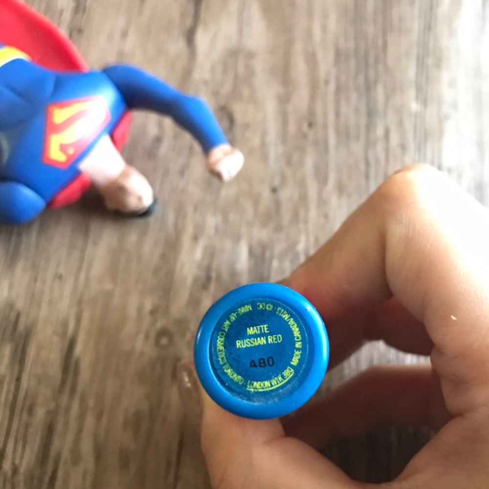 Mac x Wonder Woman lipstick - Picture 3 of 3