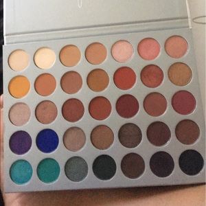 JACLYN HILL X MORPHE SOLD OUT PALETTE