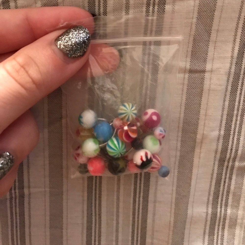 18 belly button rings! 🎉