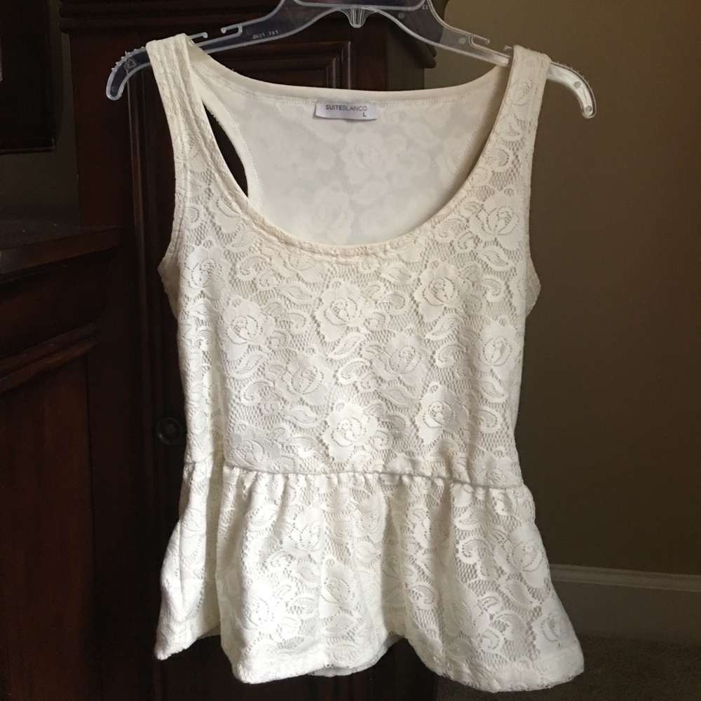 WHITE LACE PEPLUM TOP