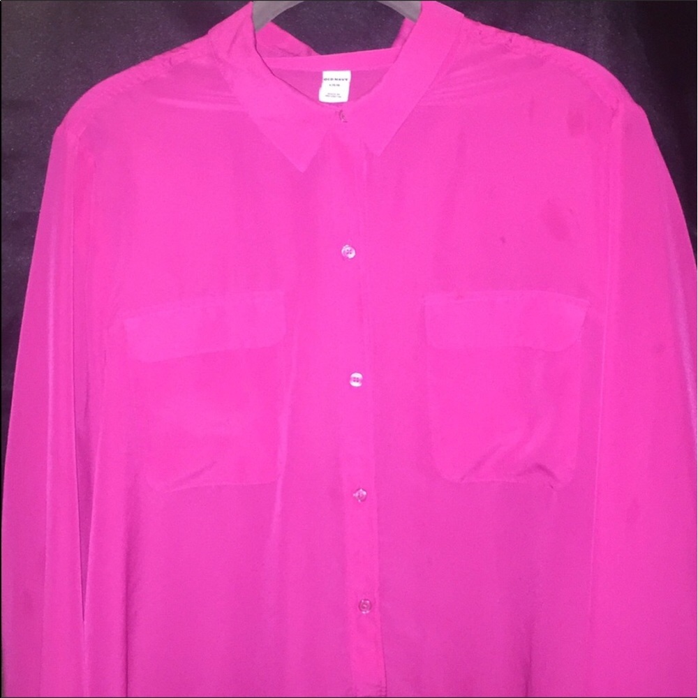 Sheer pink blouse🚨🚨