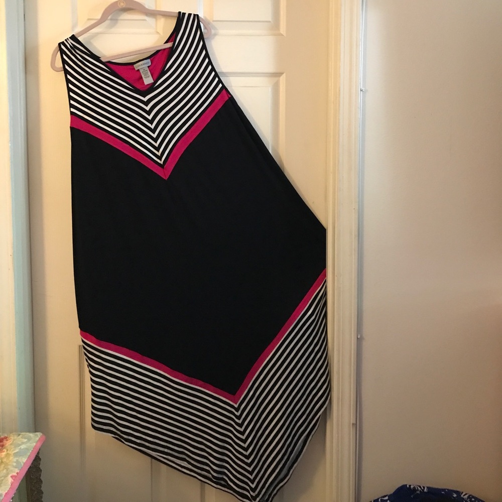 new 2x rayon/spandex co comfortable , cute!