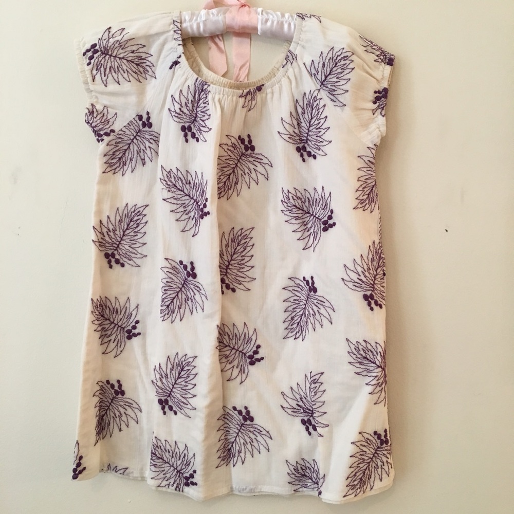 🌟HP x 3🌟 Tocca embroidered blouse