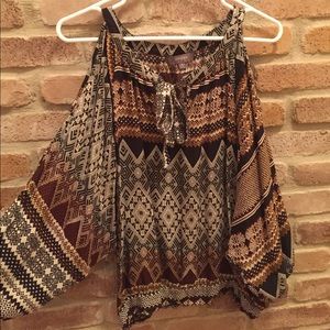 Francesca's Aztec open shoulder Blouse
