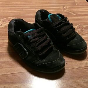 Old etnies