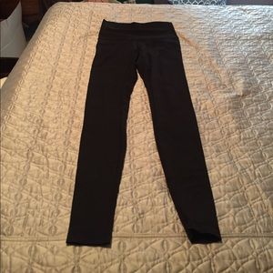 Lululemon black leggings 6
