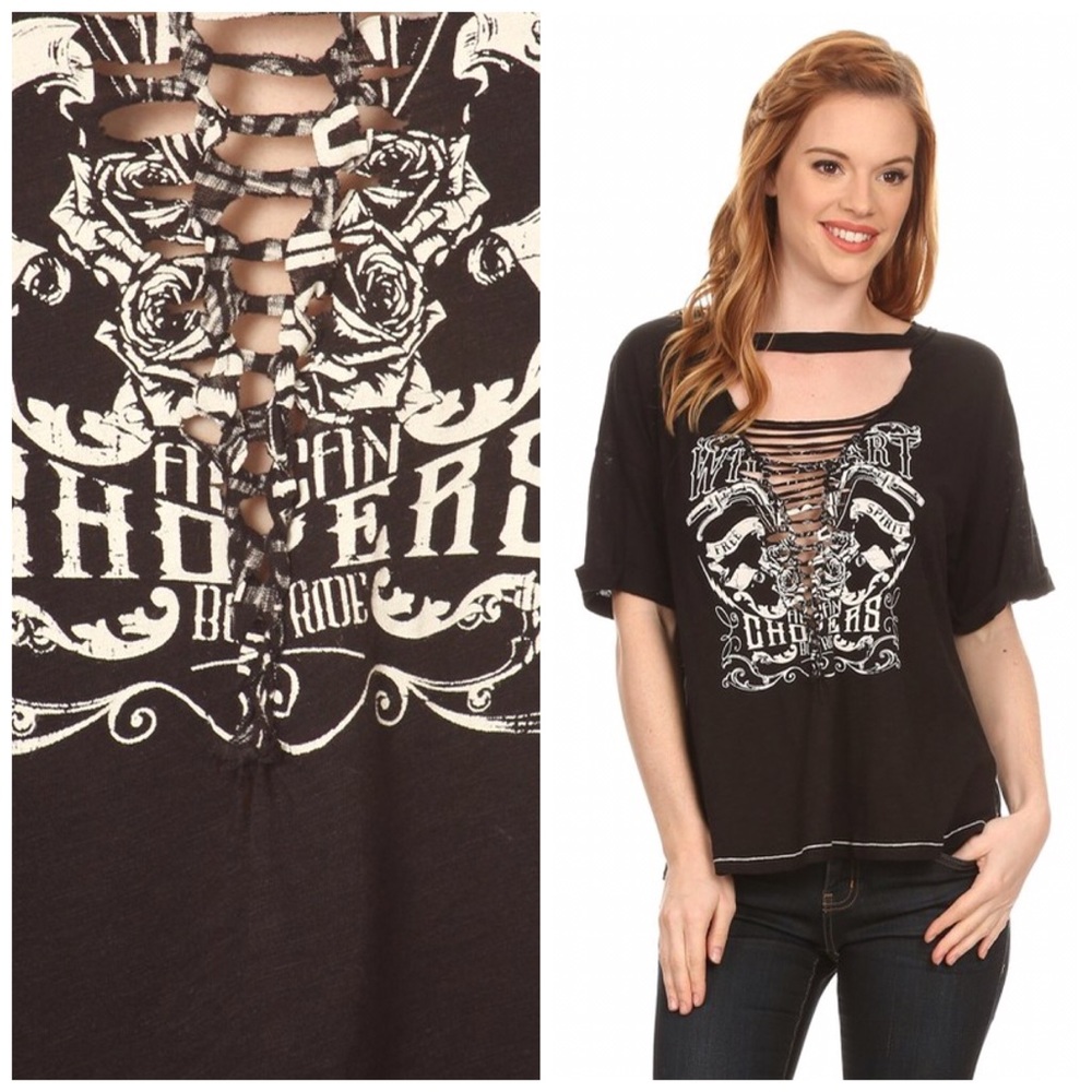 LAST 1! Slashed boyfriend cut choker tee - Picture 2 of 3