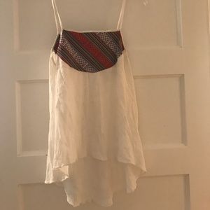 Line and Dot Tank