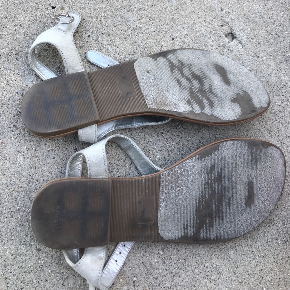 Sandals - Picture 2 of 3