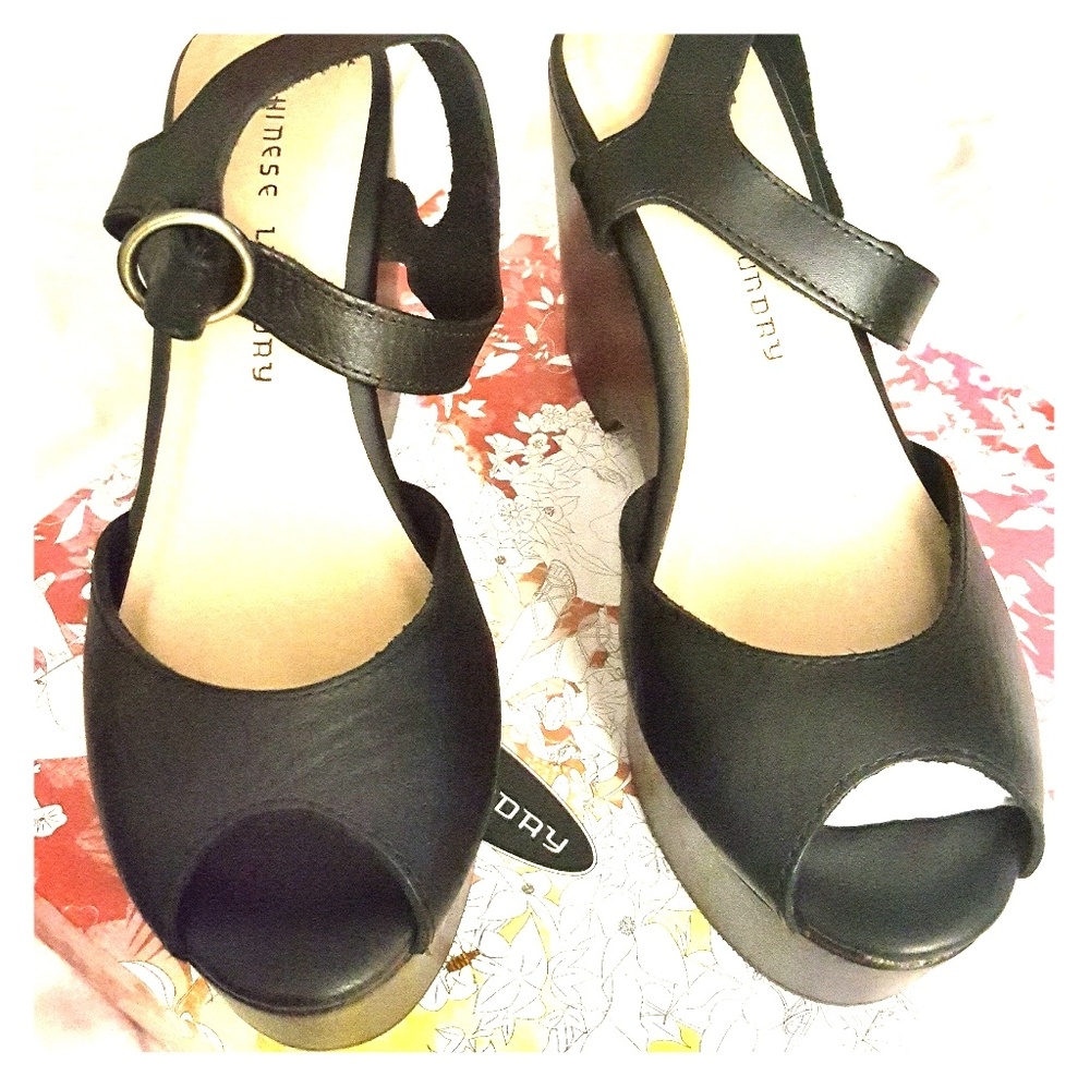 New Chinese laundry sandals