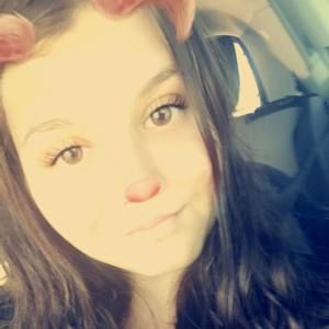 Meet your Posher, Carissa