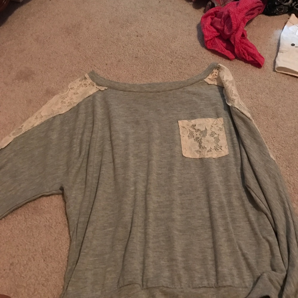Long sleeve tee