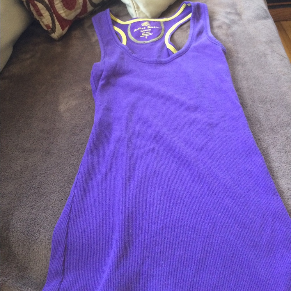 Purple tanktop