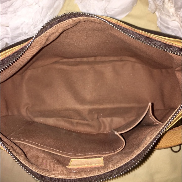 ✌🏼SOLD✌🏼Louis Vuitton Classic Handbag - Picture 2 of 5