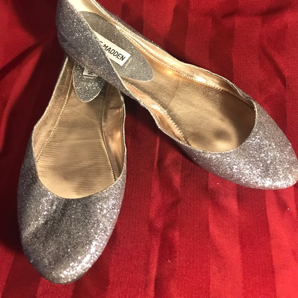 2 day sale: Steve Madden Sparkly flats