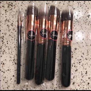 9 Sigma Makeup Brushes