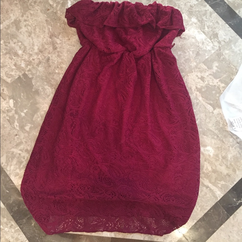🎉5 for $20 🎉 Lace Strapless Dress