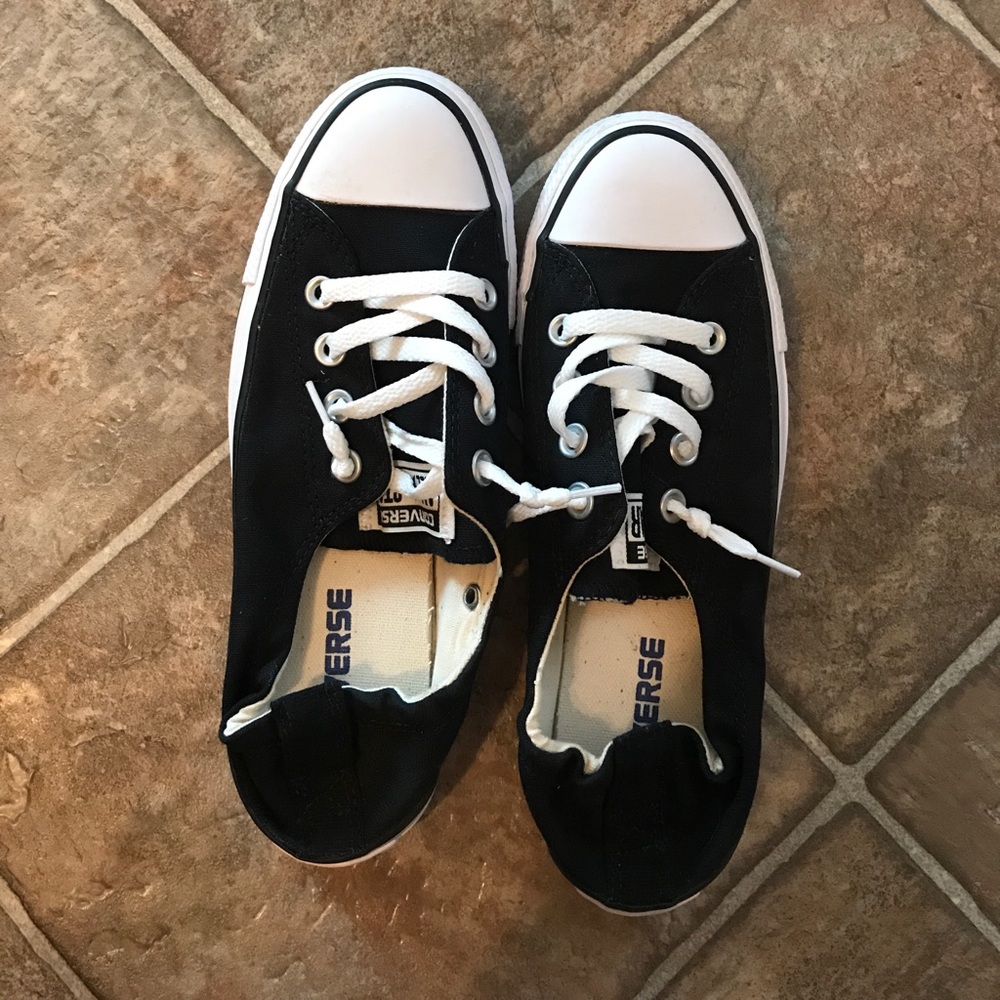 Black shoreline slip converse
