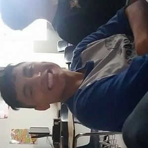 Meet your Posher, Luis