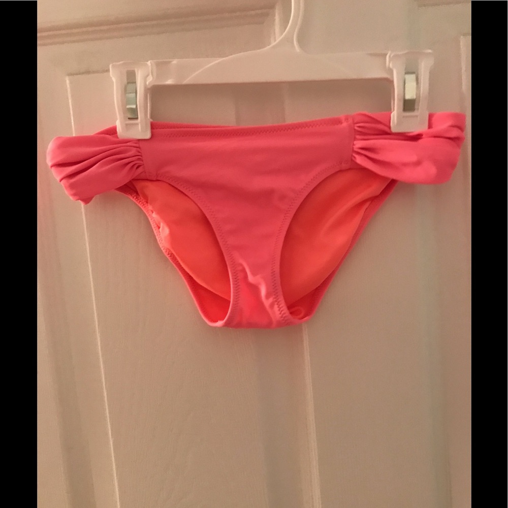 Victoria's Secret NWOT pink bathing suit bottoms