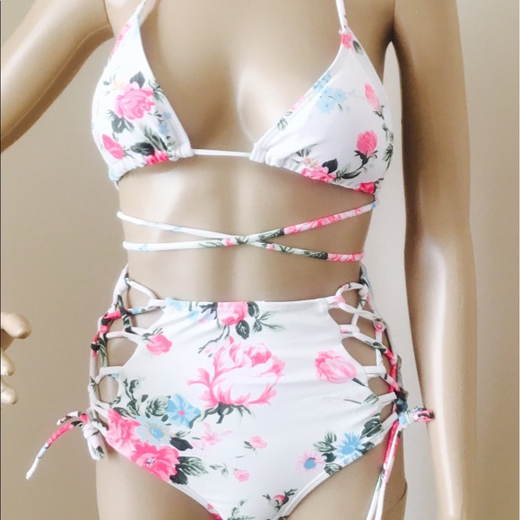 New swimsuit - Picture 2 of 2