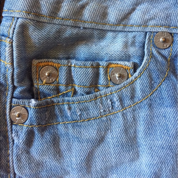 🔻| True Religion | Faye short cut off jean shorts - Picture 2 of 8