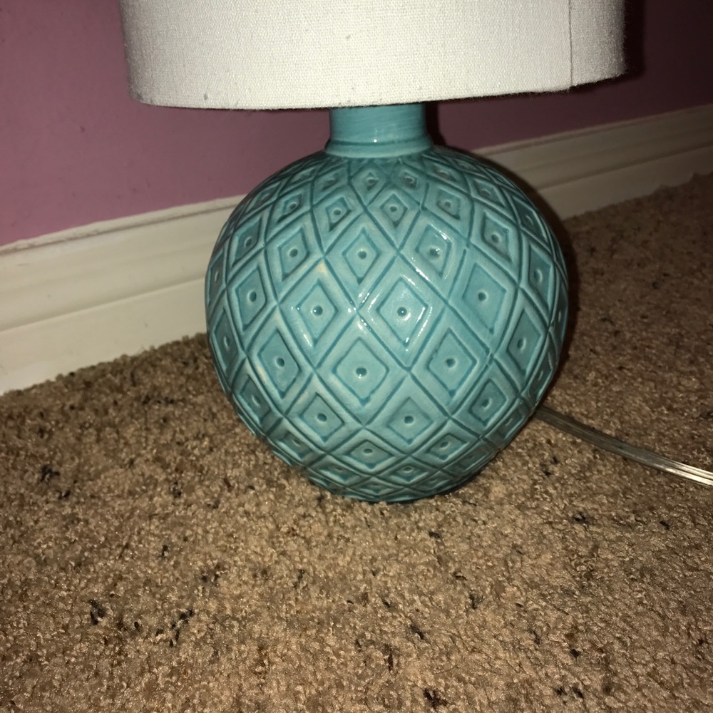 Blue lamp! - Picture 2 of 3