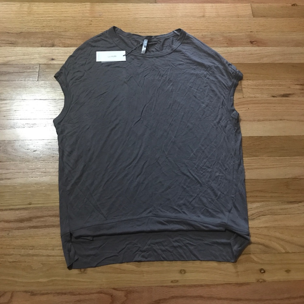 The Gap Sleeveless Scoop Top