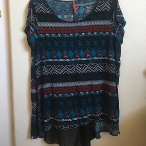 Tribal top
