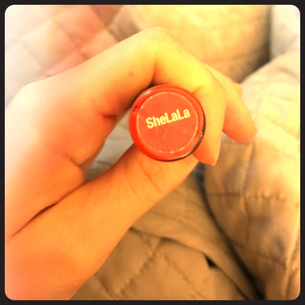 She la la lipsense
