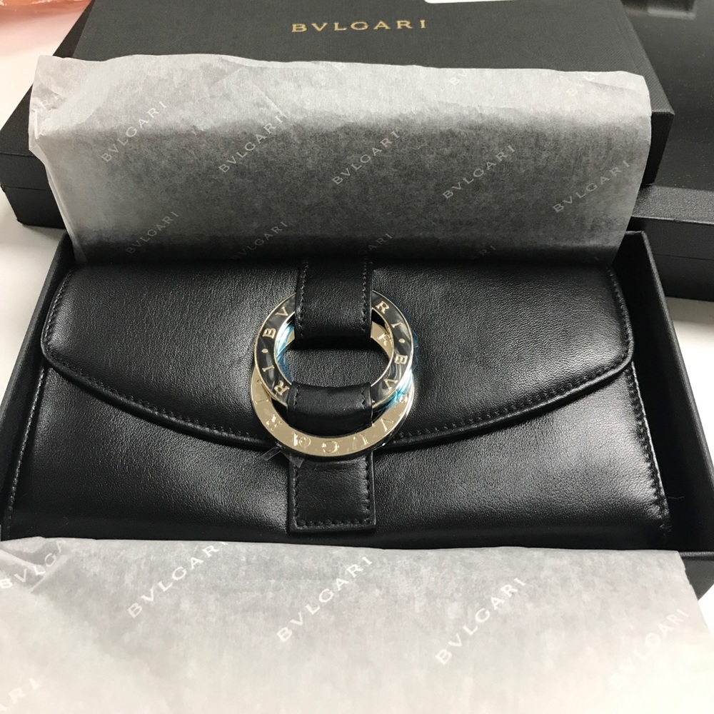 BVLGARI woman wallet