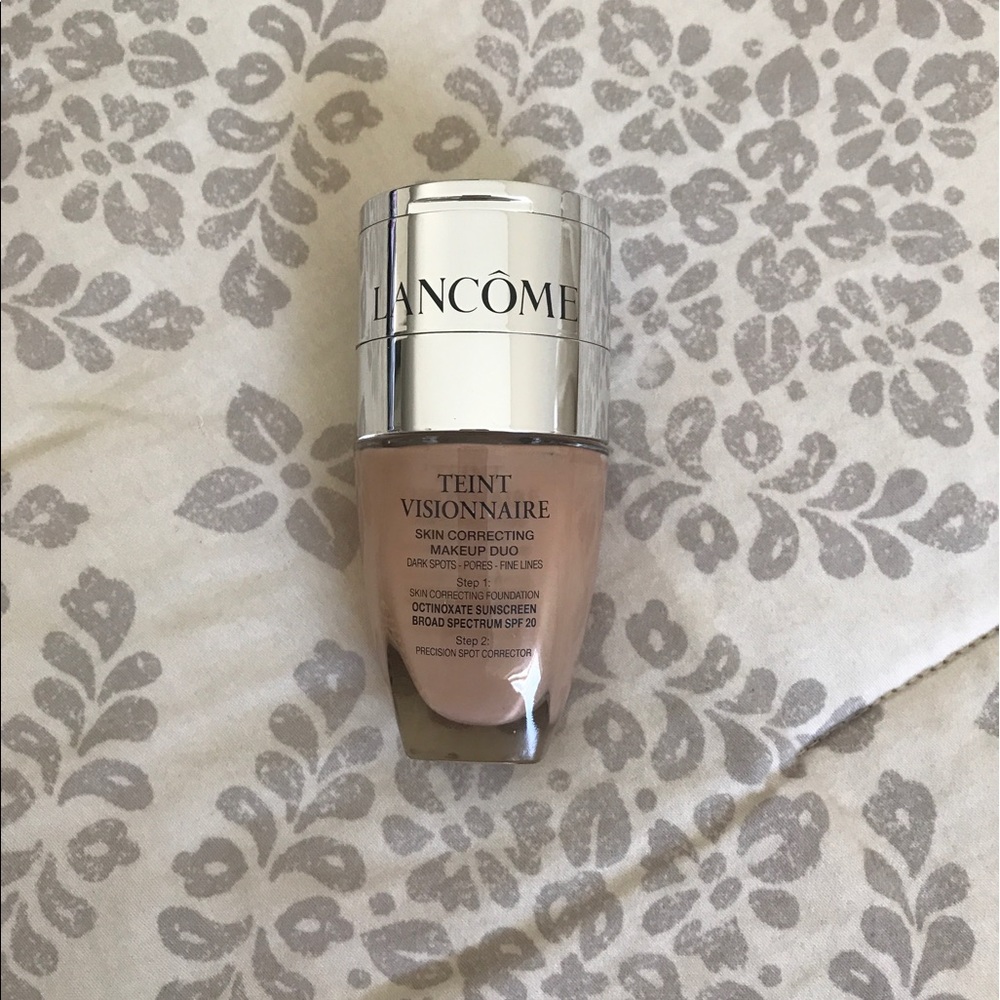 Lancôme Teint Visionnaire foundation-220 buff