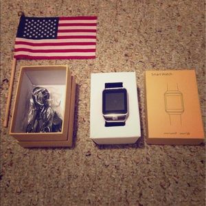 Smart watch - Bluetooth connected iPhone/android